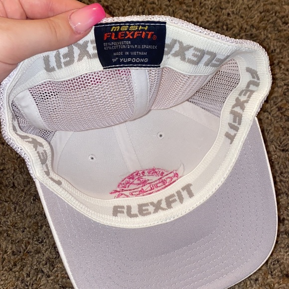 Hat! - Picture 2 of 2